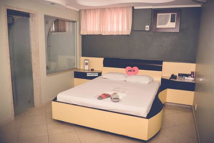 Room 7 of 62