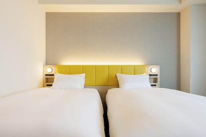 Room 20 of 39