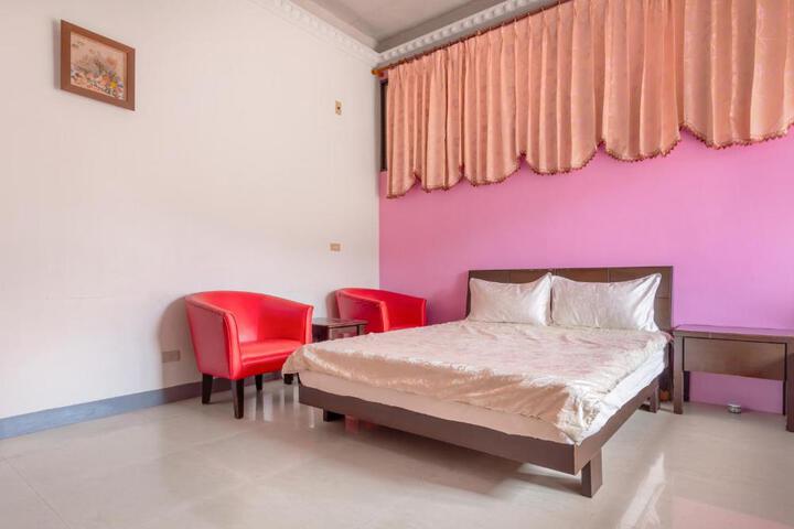 Hotel Suite Photo