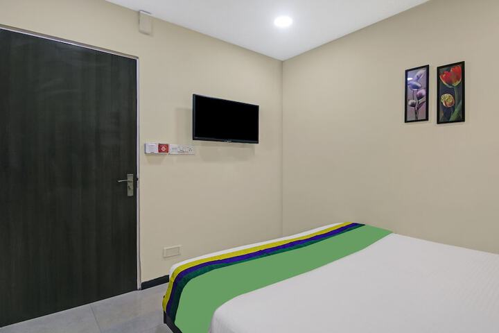Room 7 of 40