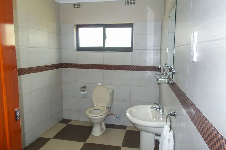 Room 10 of 22
