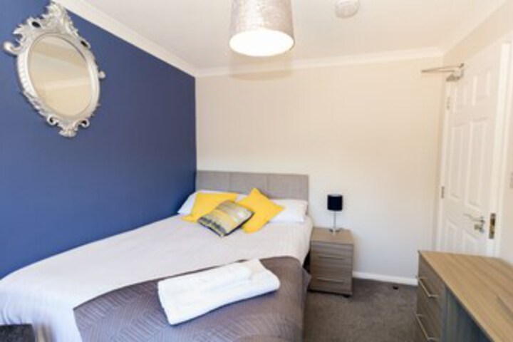 Room 32 of 41