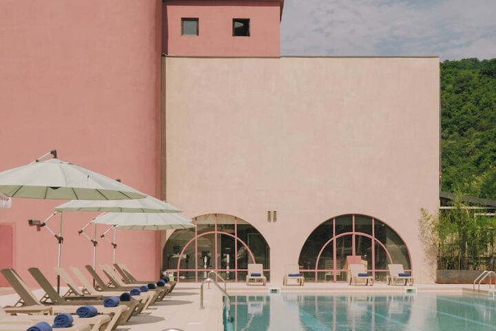Pool 27 of 42