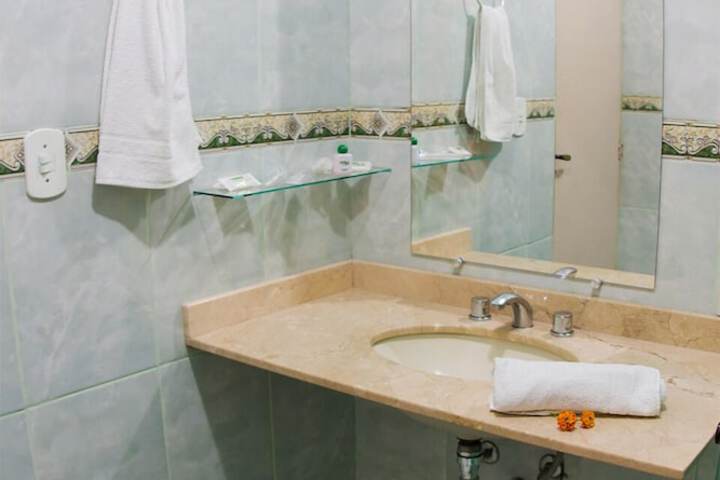 Room 20 of 85