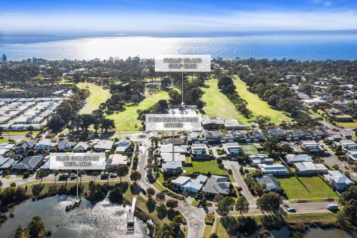 Photo of Boardwalk Boulevard Cowes