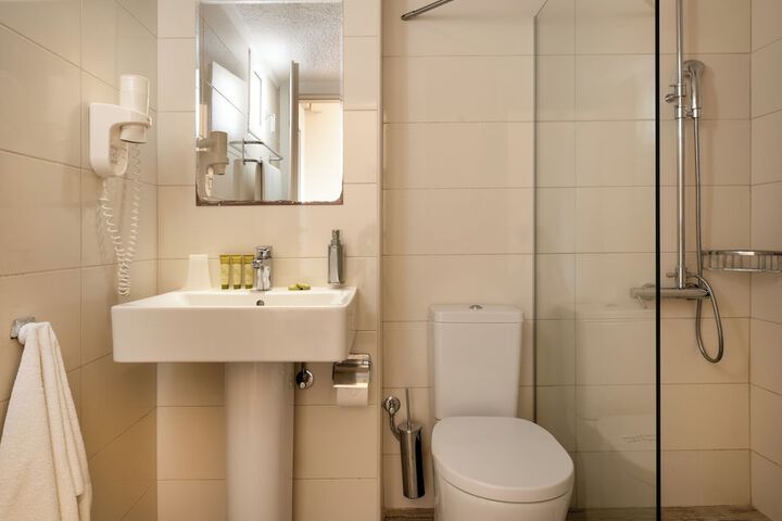 Clean Restrooms