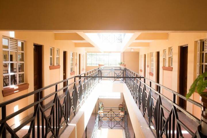 Ballroom/Hall 6 of 7