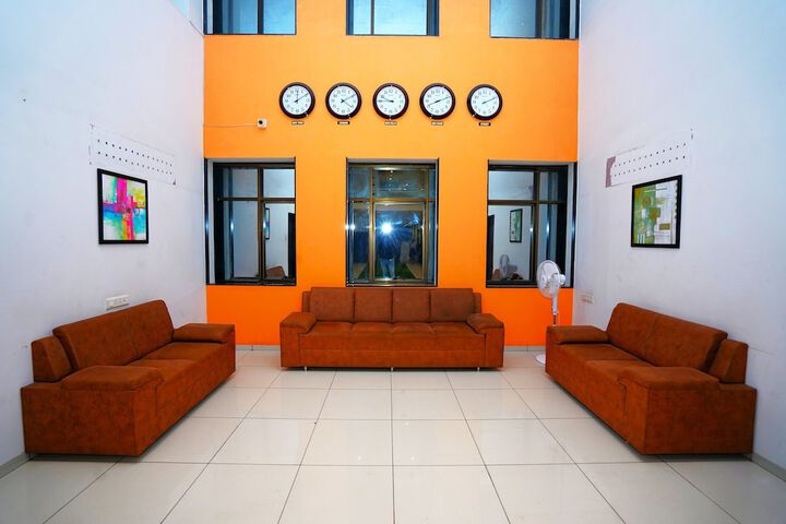 Hotel Interior 5 of 25