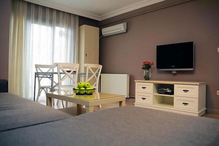 Room 14 of 22