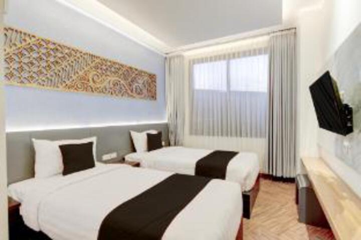 Townhouse OAK Semarang - 6 Hour Stay