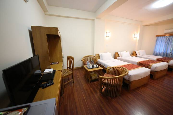 Room 11 of 41