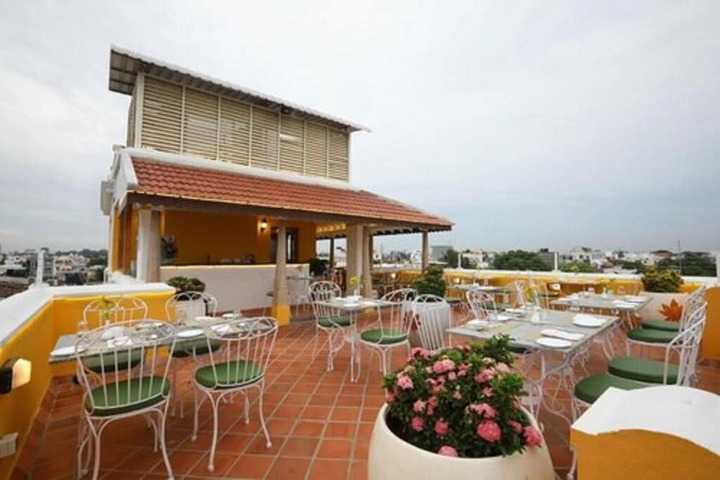 Terrace/Patio 17 of 20