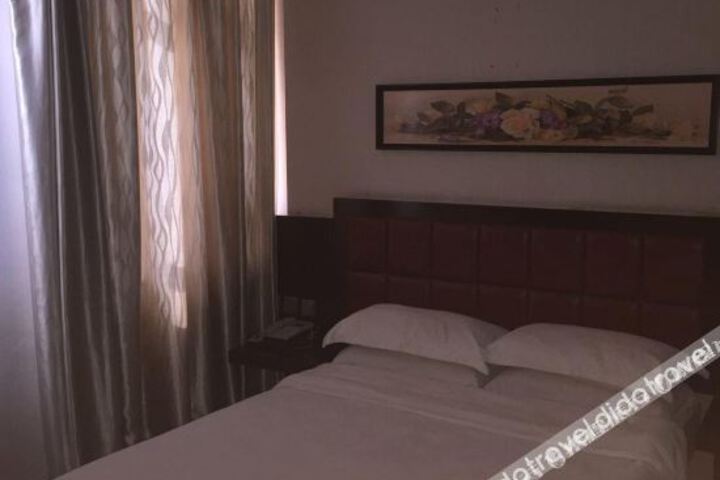General 9 of 16