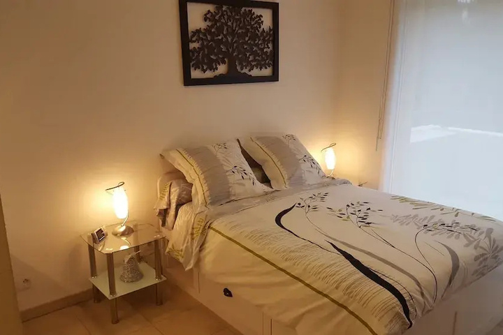 Room 3 of 15