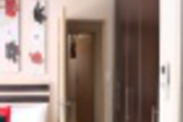 Room 99 of 252