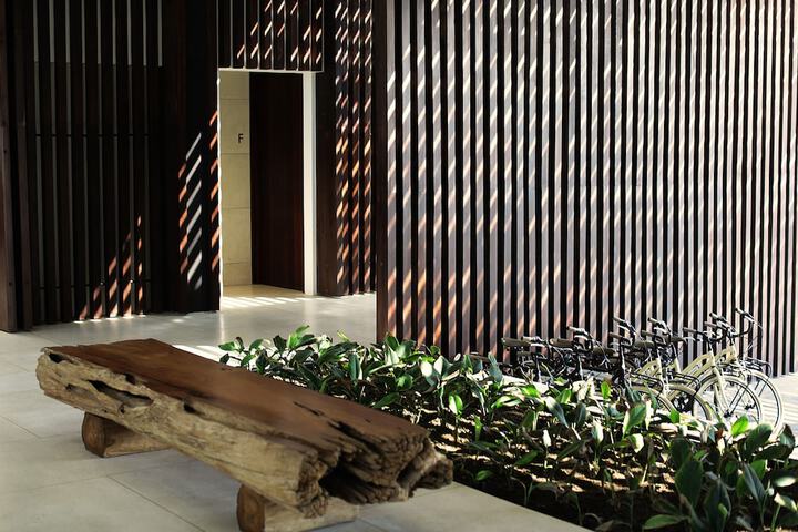 Hotel Interior 4 of 155