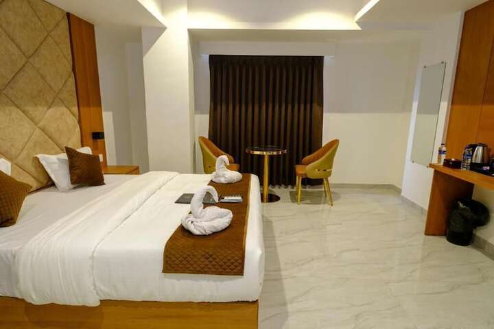 Room 30 of 60