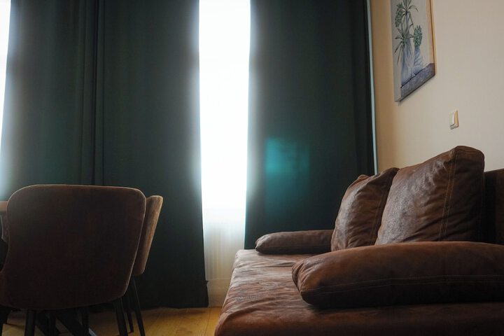 Room 36 of 94