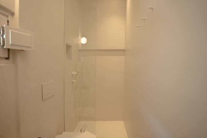 Room 88 of 171