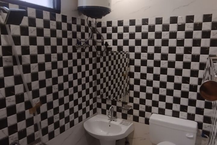 Room 3 of 30
