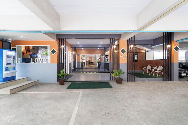 Hotel 67 of 67
