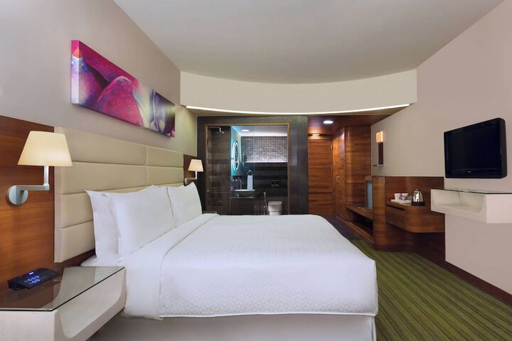 Room 14 of 59