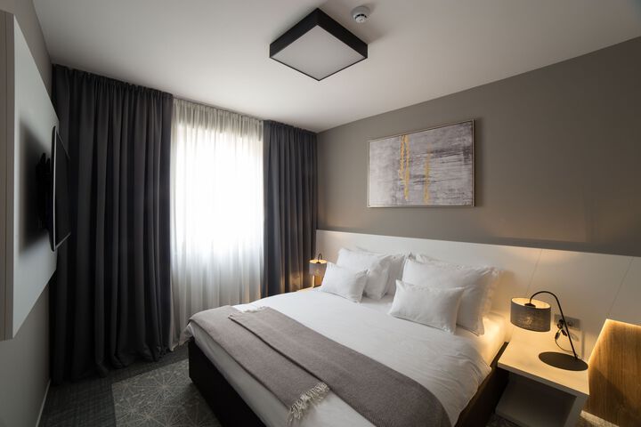 Room 19 of 31