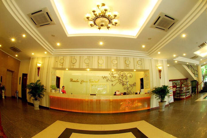 Hotel Interior 4 of 34