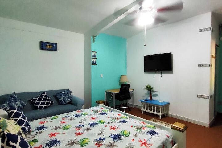 Room 12 of 50