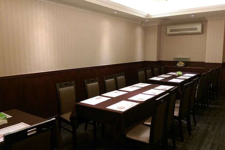 Dining 45 of 63