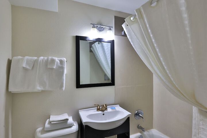 2 Double Beds (3 of 59)