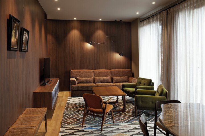 Room 145 of 257