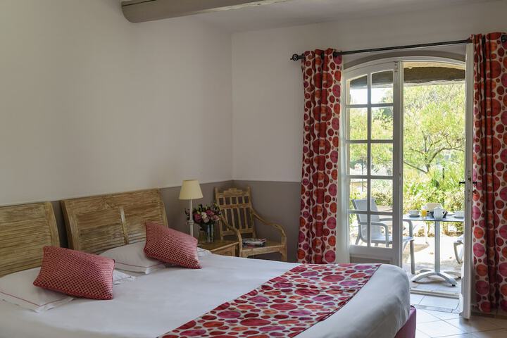 Room 21 of 50