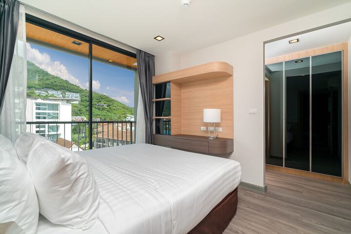 Room 32 of 127