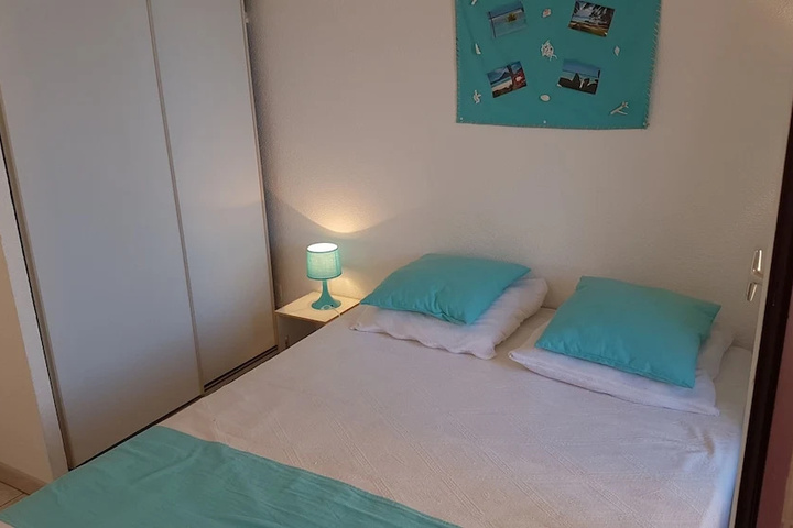 Room 2 of 13