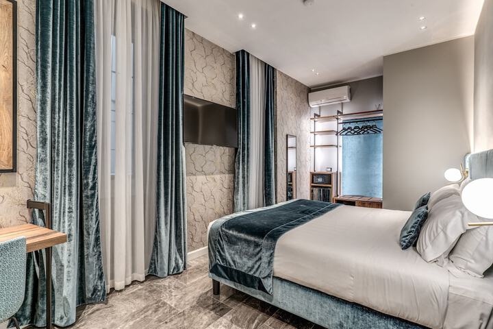Room 16 of 82