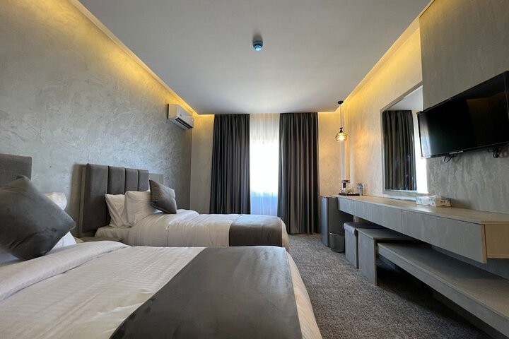 Room 11 of 56