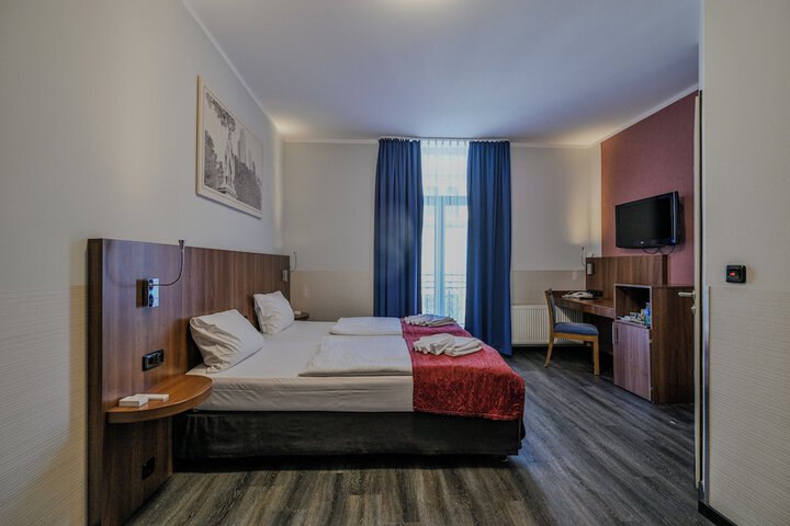 Room 19 of 70