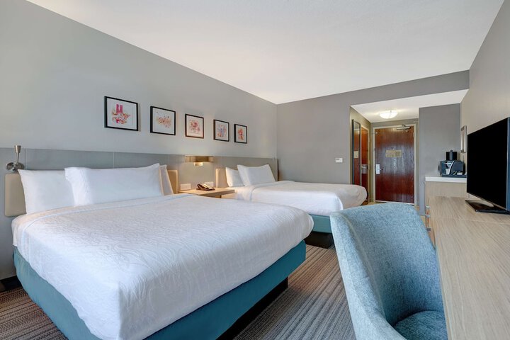 Room 4 of 34