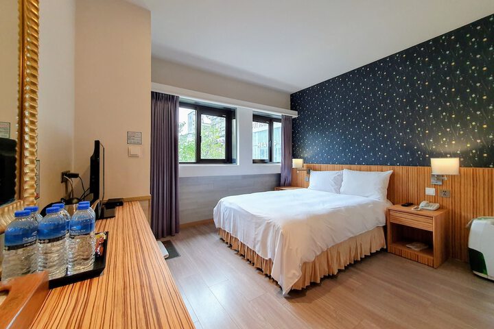 Room 37 of 72