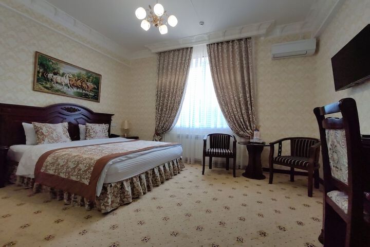 Room 20 of 92