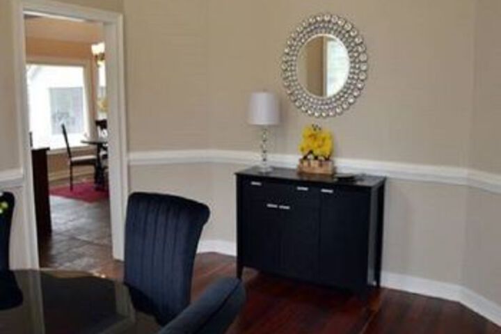 Room 12 of 19