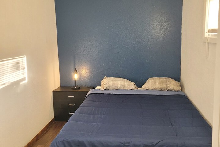 Room 7 of 38