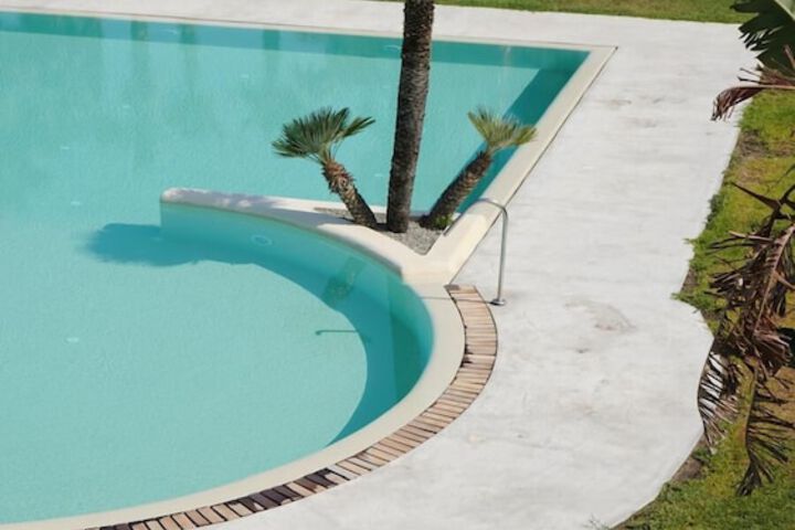 Pool 36 of 107
