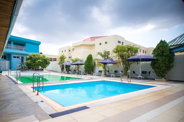 Hotel with Pool