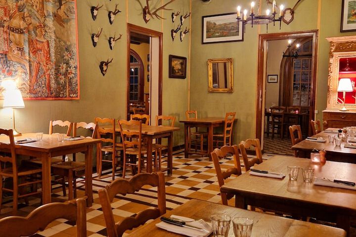 Dining 57 of 68