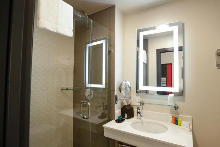 Double Accessible Queen Size Bed