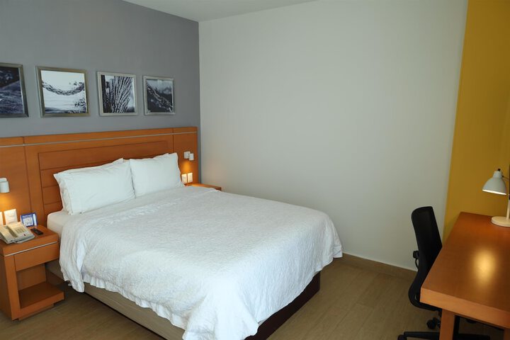 Room 21 of 48