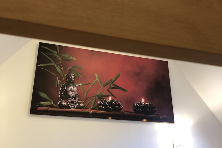 Room 33 of 112