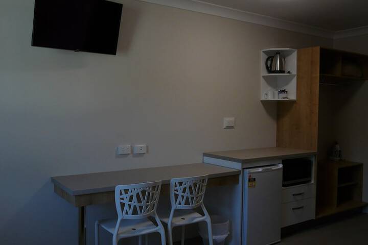 Room 3 of 39